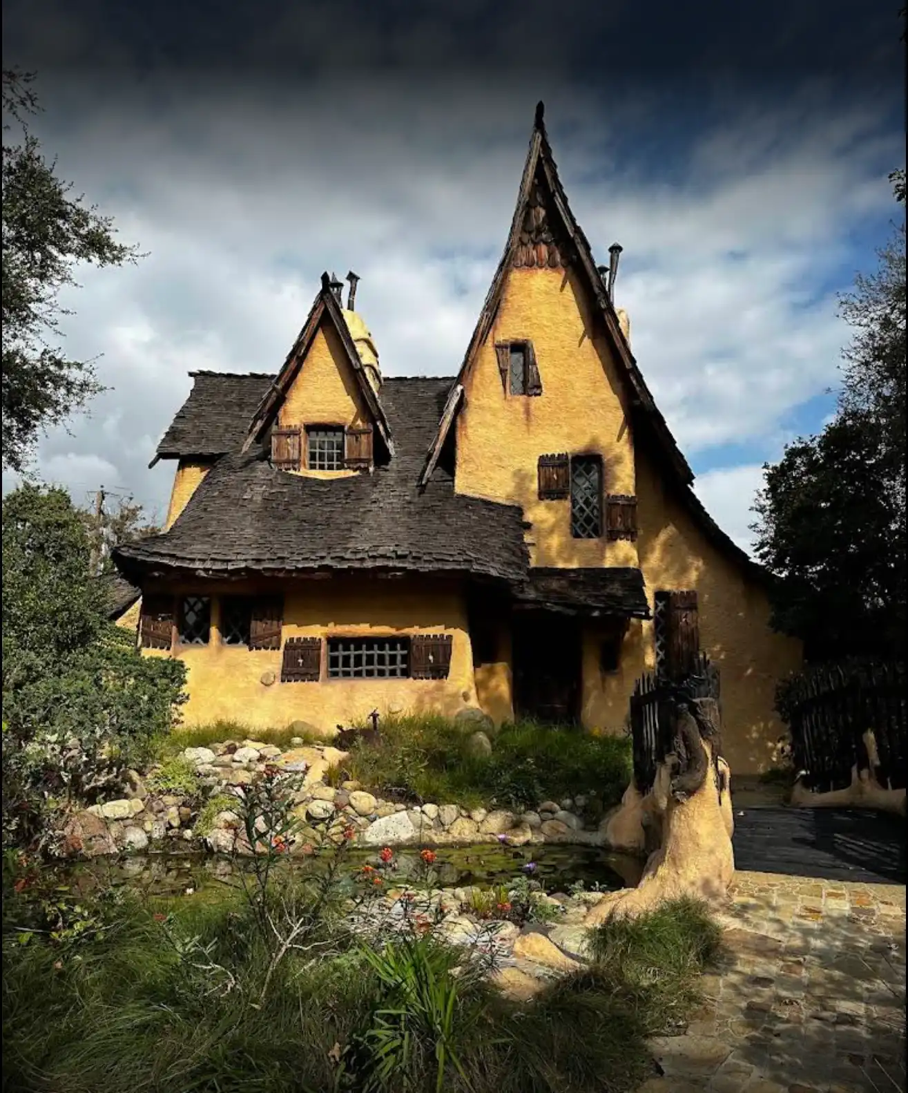 spadena house beverly hills - the haunted house